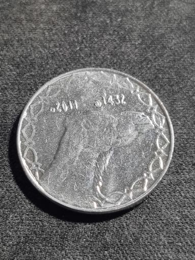 Алжир 2 динара 2011 Unc