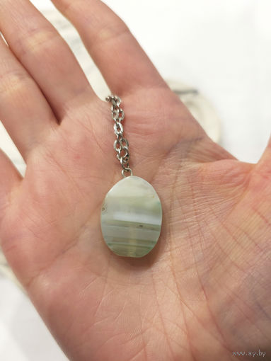 Кулон из натурального камня Зеленый Агат с прожилками с цепочкой