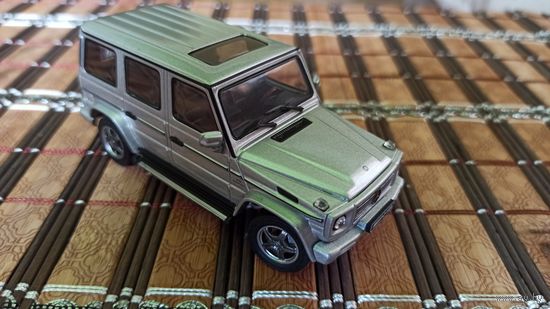 Mercedes-Benz G55 AMG W463 silver AUTOart