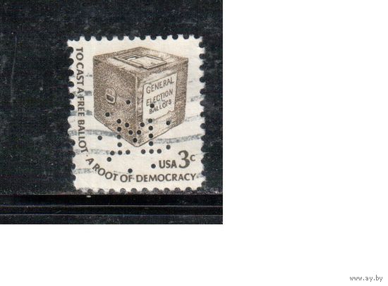 США-1977, (Мих.1322 ) , гаш., Стандарт "Американа", перфин