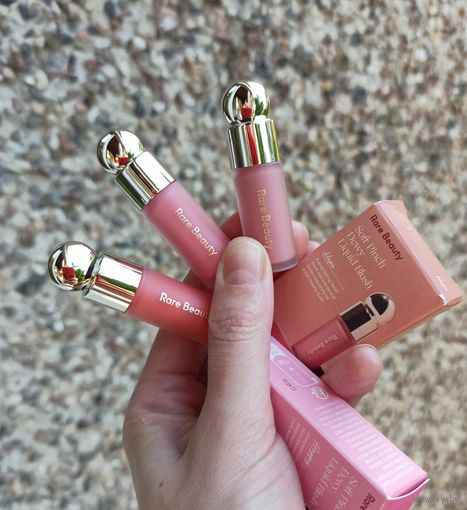 Миниверсия кремовых румян Rare Beauty Soft Pinch Dewy Liquid Blush 3.2 ml