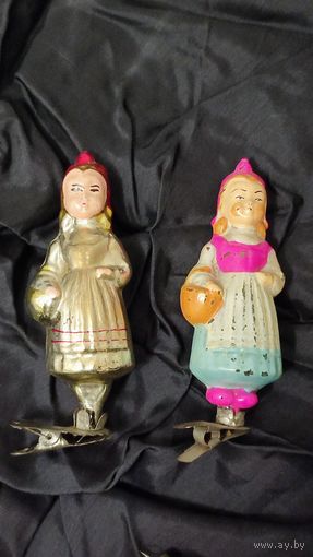 Елочная игрушка  Красная шапочка.Лот из двух штук.