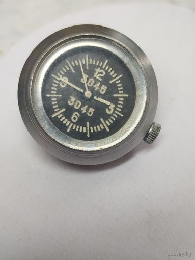 Довольно редкие часы от фото пулемета "Пуговица" состояние, отлично зайдут в коллекцию,За вашу цену!