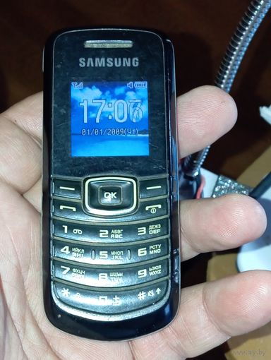 Телефон Samsung