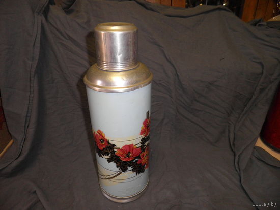 Термос из дружественного Китая 70-х годов.Лот 05.С рубля.