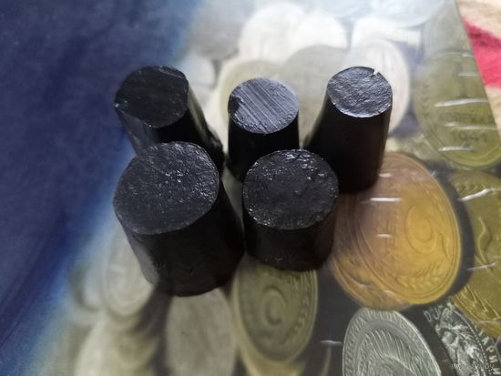 Пробки резиновые 20-30х годов от фляжек,бутылочек и тд с позиций ркка