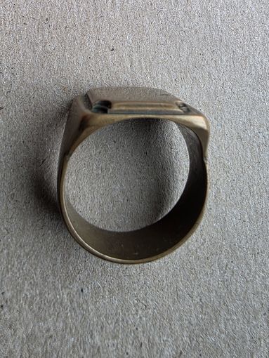 СТАРЫЙ ПЕРСТЕНЬ.