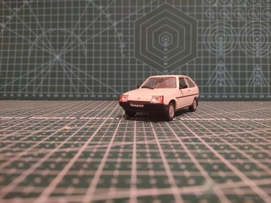 Масштабная модель Заз 1102 Таврия Масштаб 1/43