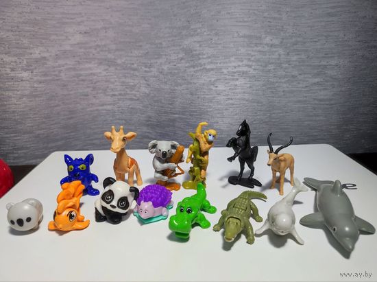 Фигурка игрушка статуэтка киндер kinder лошадь звери животные жираф дельфин коала обезьяна