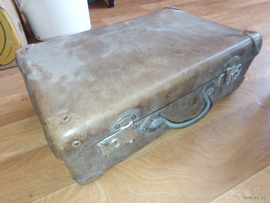 Небольшой чемодан СССР 45/28 см