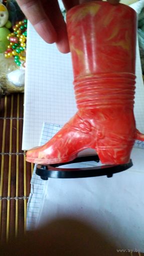 Сапог на подкове. Подставка под карандаши. СССР.
