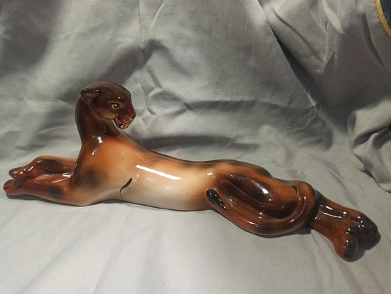 Фарфоровая статуэтка Пантера.