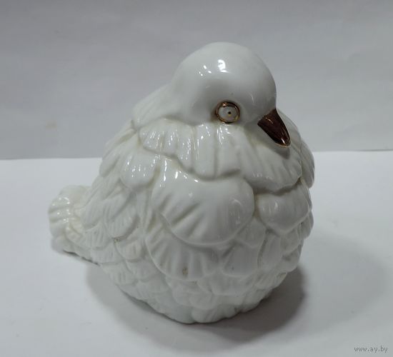 Статуэтка фарфоровая "Птица" 80-е годы Европа. Высота 8 см.