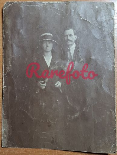 1920-е Открыточный формат студийное фото пара ретро типажи