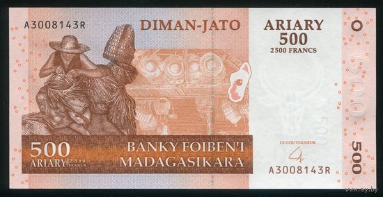Мадагаскар 500 ариари 2004 г. P88b. Серия A. UNC