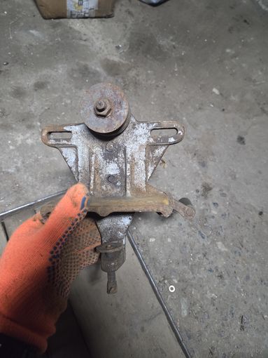 Ручной механический наждак