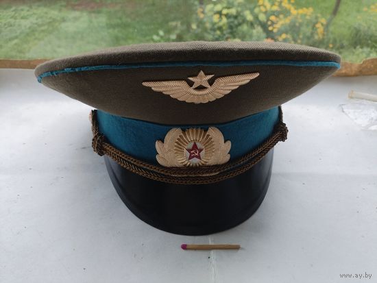 Фуражка офицера ВВС, ВДВ СССР. Фабрика Головных уборов, Одесса. 1980. размер 56