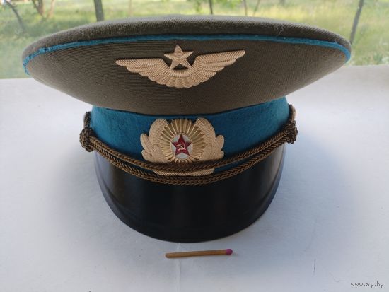 Фуражка офицера ВВС, ВДВ СССР. Киевское ПО головных уборов. Фабрика головных уборов, Одесса. 1980. размер 56