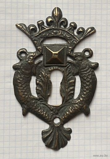 Большая накладка на дверь, 19 в. Гербовая?