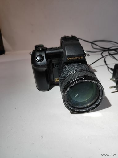 Цифровая камера OLYMPUS E-20P (2001 г.)