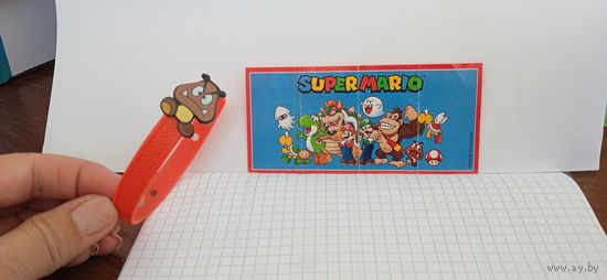 Коллекционная игрушка из Киндер сюрприза. Супер Марио, браслет-закладка, DV 561. (1)