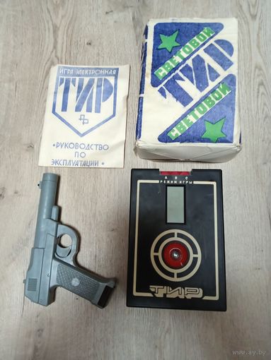 Редкая  электронная игра тир, ссср.