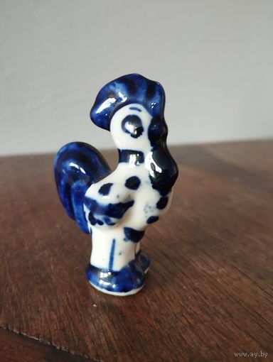 Статуэтка фарфоровая Петух Стиляга, Гжель