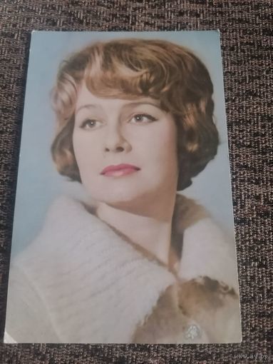 Актриса Нина Веселовская