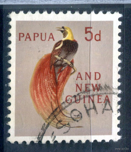 Британские колонии - Папуа Новая Гвинея - 1961/63г. - ландшафты, виды, местные мотивы, райская птица, 5 P - 1 марка - гашёная [Mi 31]. #3-WB-78-A-1