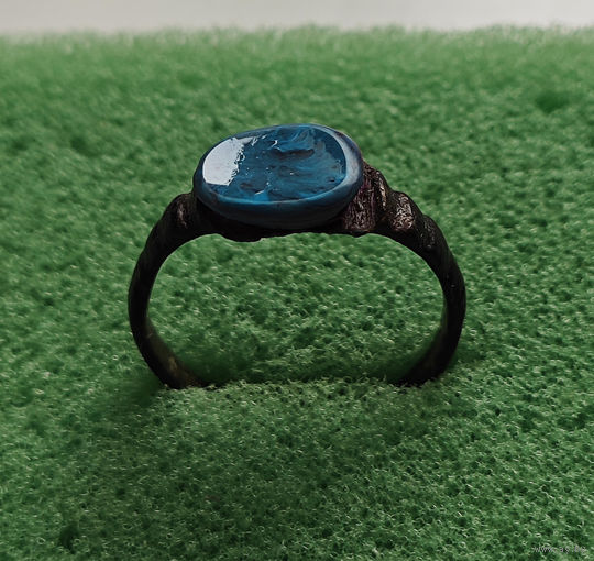 Кольцо с синим камнем. 18 мм. XVIII-XIXв. лот ок-2,1