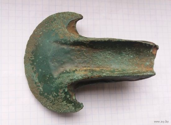 Часть бронзового топора.  1