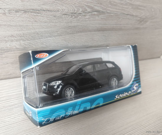 АУДИ AUDI Q7 1:43 Solido