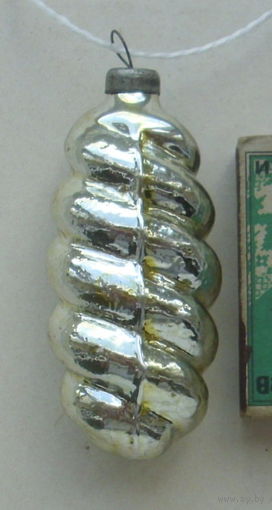 Ёлочная игрушка. Х-5.