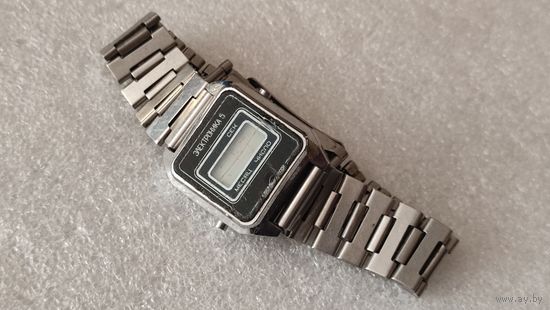 Часы Электроника 5 , 200 лотов с 1 рубля,5 дней!