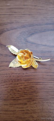Брошь Роза