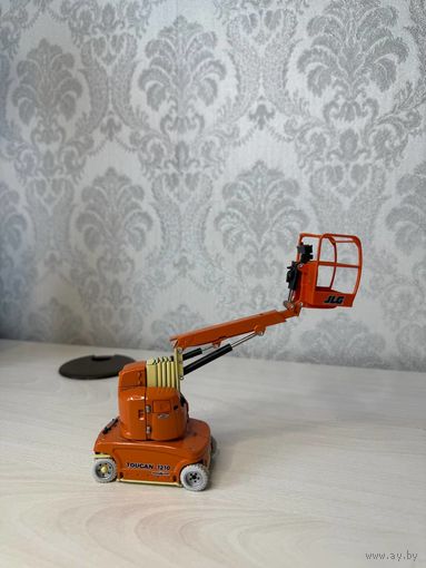 Модель мачтового под,ёмника