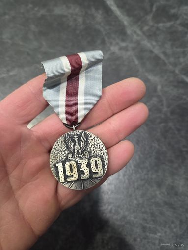 Юбилейная медаль Польша