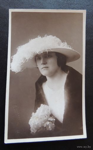 Фото "Дама в шляпке", 1932 г.