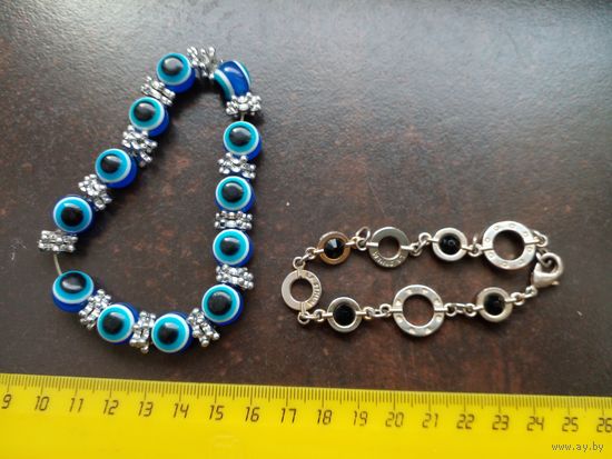 Браслет 2 шт, почти не носились. Цена на 1 шт.