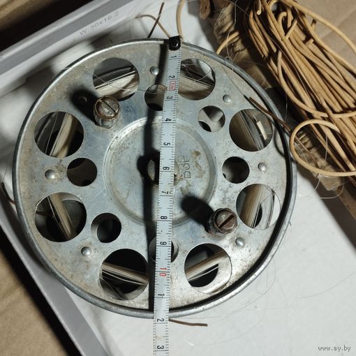 Катушка рыболовная спининговая, советская