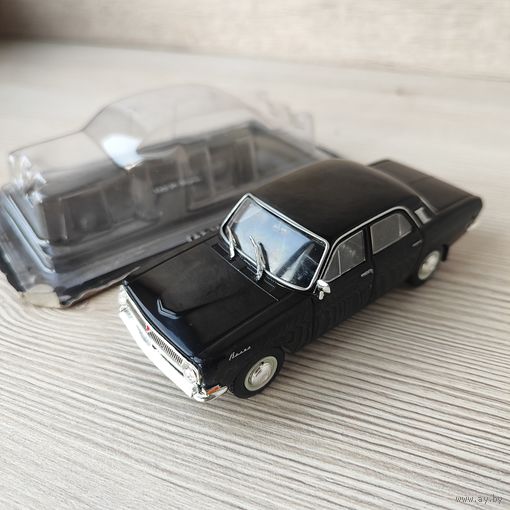 ГАЗ 24 волга черная 1:43