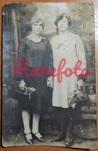 1930-е Открыточный формат студийное фото дамы ретро типажи