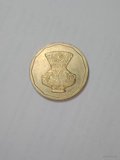 Египет 5 пиастров 1992 года .