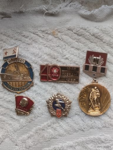 Значки СССР