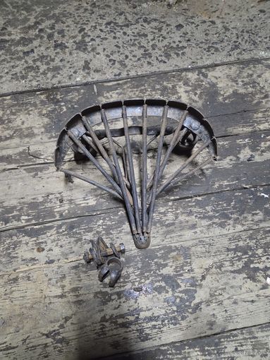 Сиденье от старого велосипеда