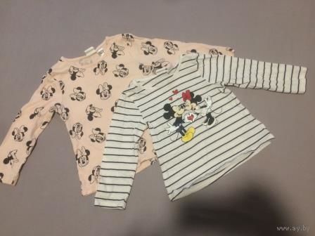 2 Свитшота H&M на рост 68-80 см. Хлопок. Очень классные, тоненькие, мягенькие. Малышка их обожала. Замеры: ПОгруди 24 см, длина 30 см, длина рукава 26 см. Цена за два.