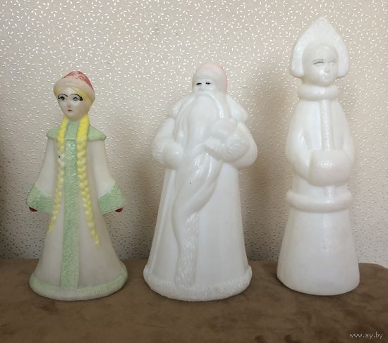 Дед Мороз и Снегурочки.