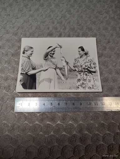 Старая фотография 9*12 см.