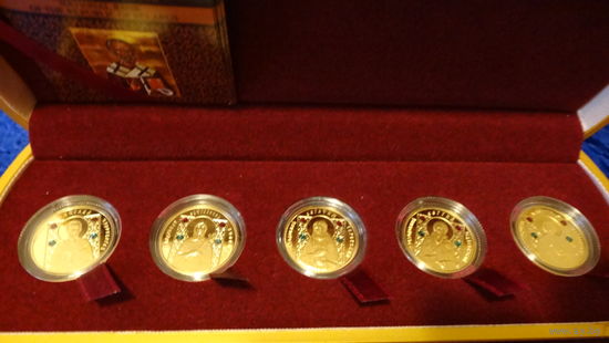 Orthodox Saint , Православные святые , 50 руб . Золото 900 проба. 2008 г.Комплект золотых монет: Евфросиния Полоцкая, Серафим Саровский, Сергий Радонежский, Николай Чудотворец ,Целитель Пантелеимон.