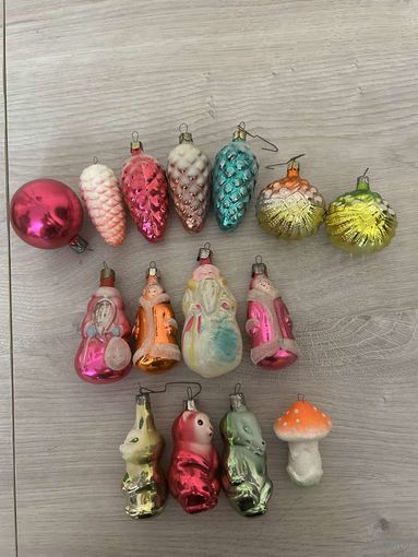 Лот ёлочных игрушек С РУБЛЯ.